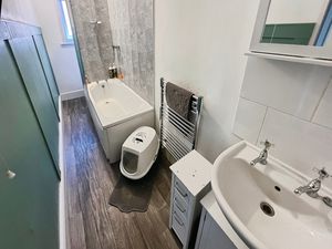 Bathroom- click for photo gallery